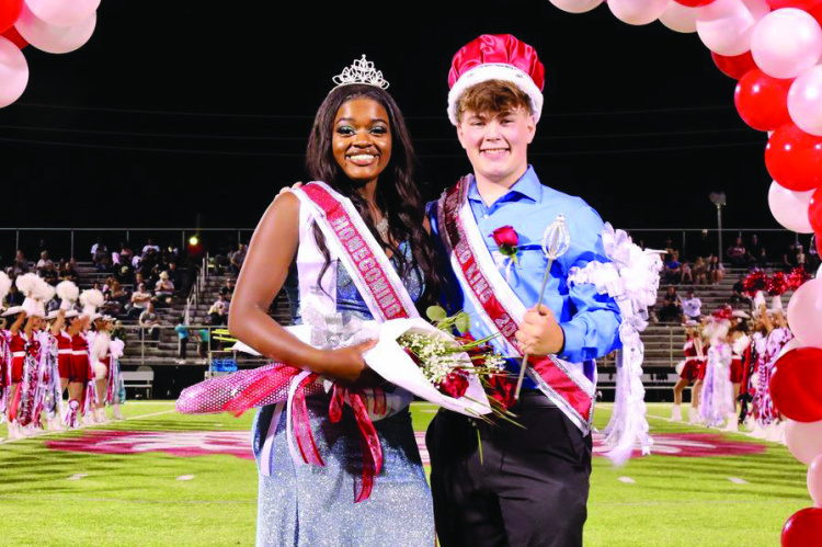 Audacious Lewis and Dakota Rucker were crowned as the 2022 Homecoming Queen and King prior to Friday night’s game between the Terrell Tigers and Crandall Pirates. Other Queen nominees included Merary Armendariz, Esmeralda Nunez, Madison Bolluyt and Evelyn Ramirez. King nominees included Colton Brunke, Ryan Martinez, Alusine Fofanah and Braylon Gardner. Additional photos on 11A. Photo courtesy of Terrell ISD